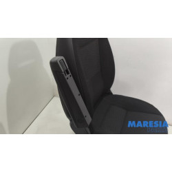 Peugeot - Boxer - Stoel links