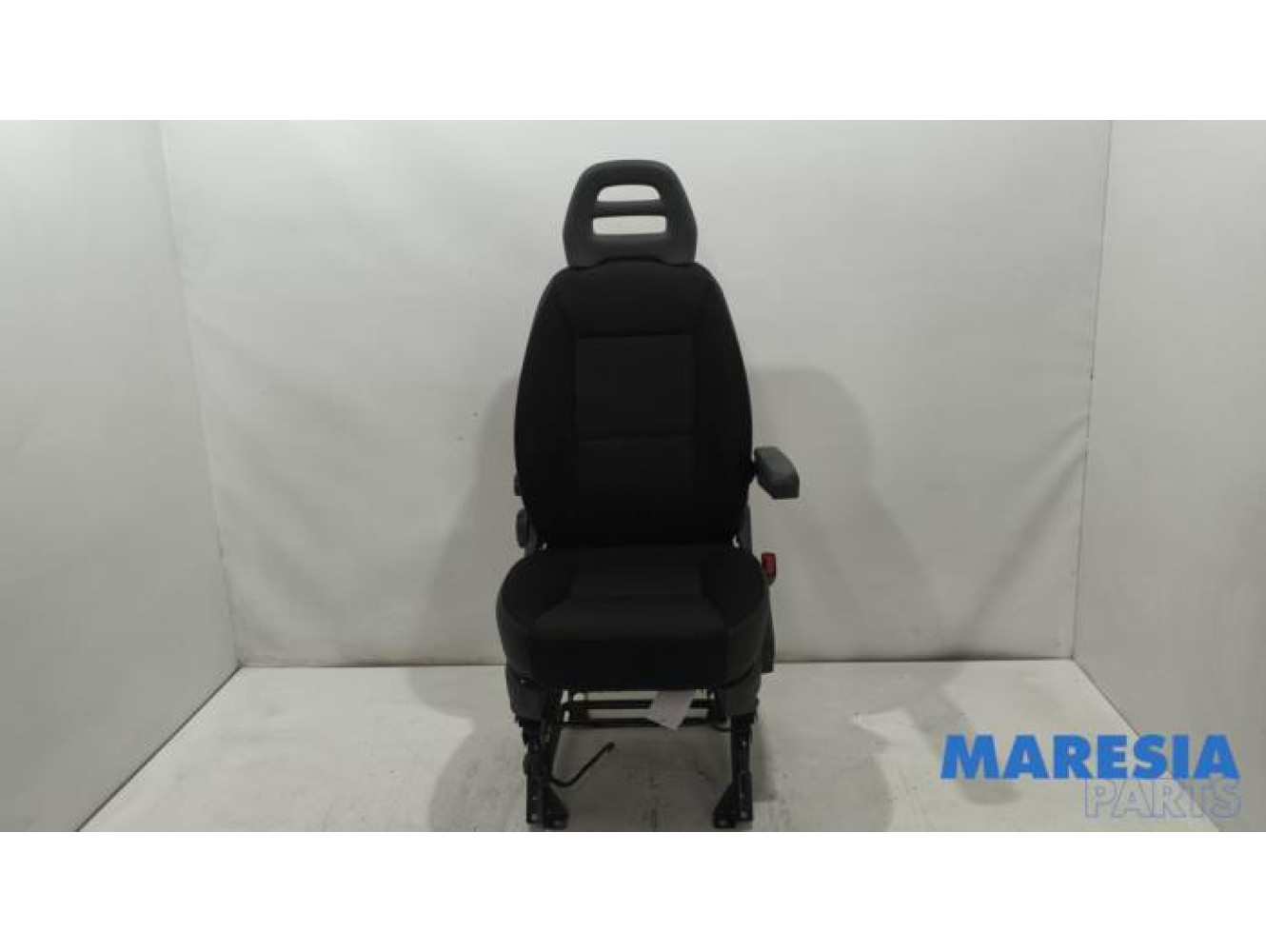 Peugeot - Boxer - Seat, right