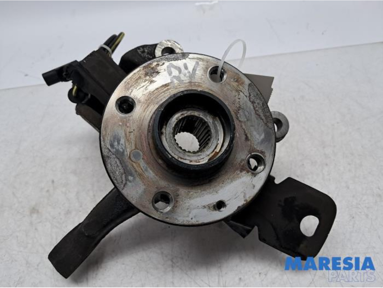 Peugeot - 108 - Fusee rechts-voor