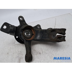 Peugeot - 108 - Fusee rechts-voor