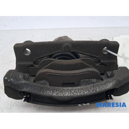 Peugeot - 108 - Bremszange rechts vorne