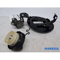 Peugeot - 108 - Tankklappe