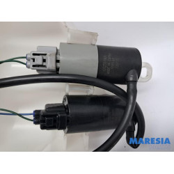 Peugeot - 108 - Scheibensprühertank vorne