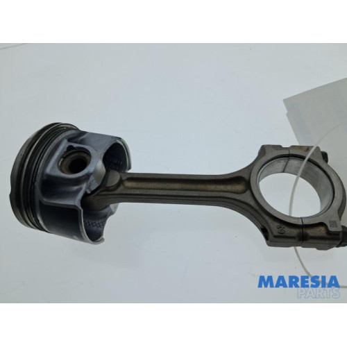 Renault - Captur - Pleuelstange