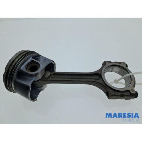 Renault - Captur - Pleuelstange