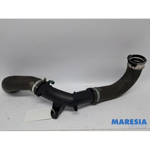 Renault - Master - Aanzuigslang Lucht