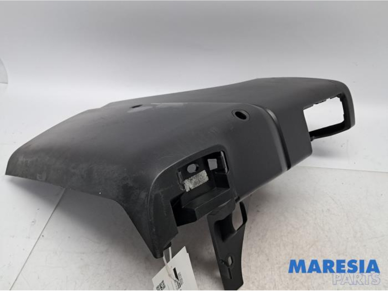 Renault - Trafic - Rear bumper component, left