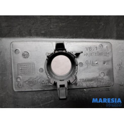 Renault - Trafic - Rear bumper component, left