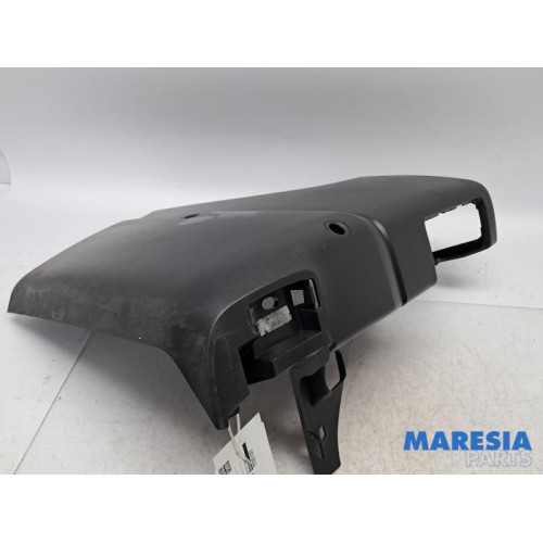 Renault - Trafic - Bumperdeel links-achter