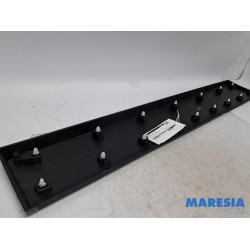 Renault - Trafic - Decorative strip