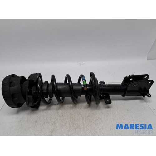 Renault - Trafic - Front shock absorber rod, right