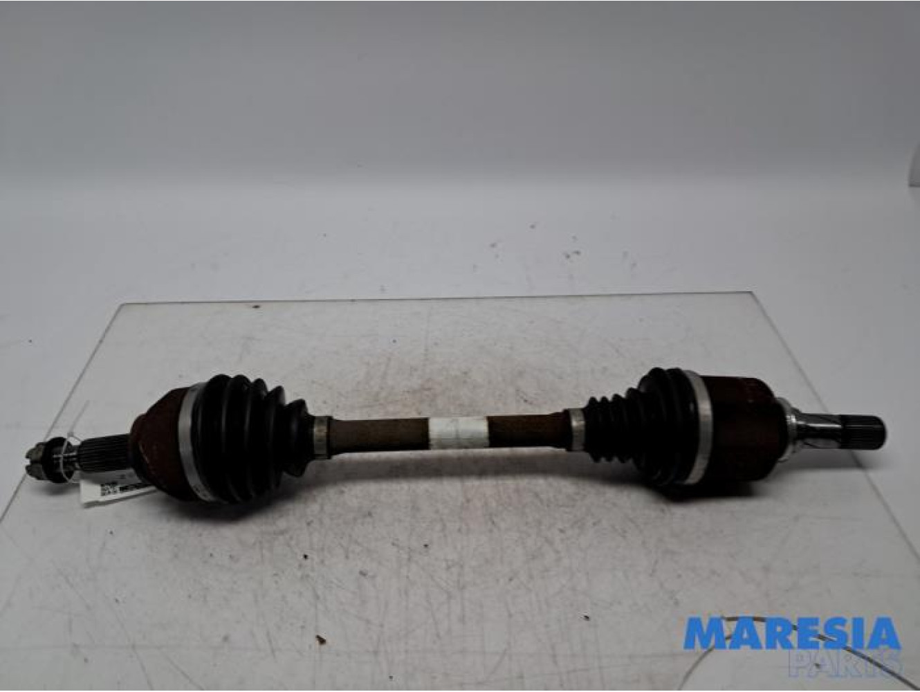 Renault - Trafic - Front drive shaft, left