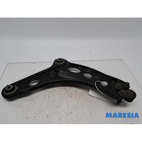 Renault - Trafic - Draagarm onder links-voor