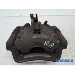 Renault - Trafic - Remklauw (Tang) rechts-achter