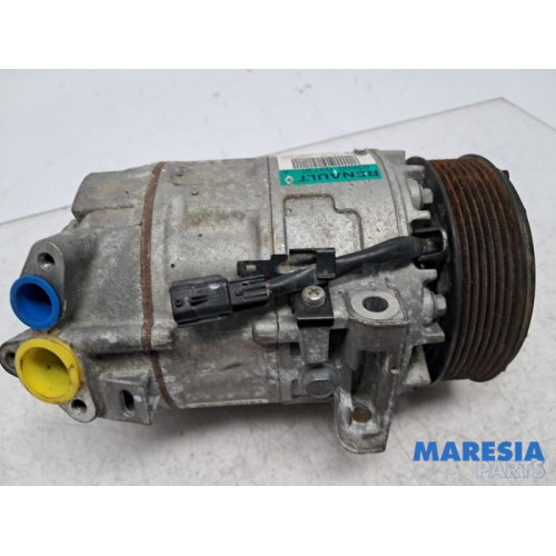 Renault - Trafic - Air conditioning pump