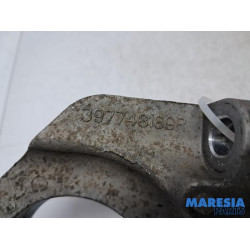 Renault - Captur - Motorsteun