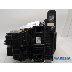 Renault - Captur - Kachelhuis