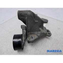 Renault - Captur - Dynamosteun boven