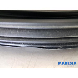 Renault - Trafic - Joint caoutchouc portière 2portes droite