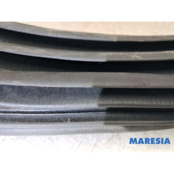 Renault - Trafic - Schuifdeur Rubber rechts