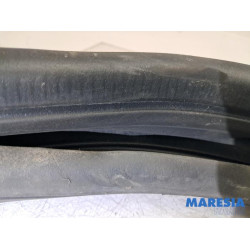 Renault - Trafic - Schuifdeur Rubber rechts