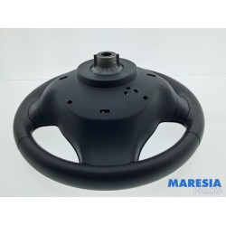 Renault - Captur - Steering wheel