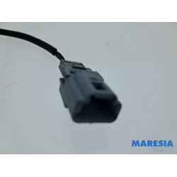 Renault - Captur - Front seatbelt buckle, left