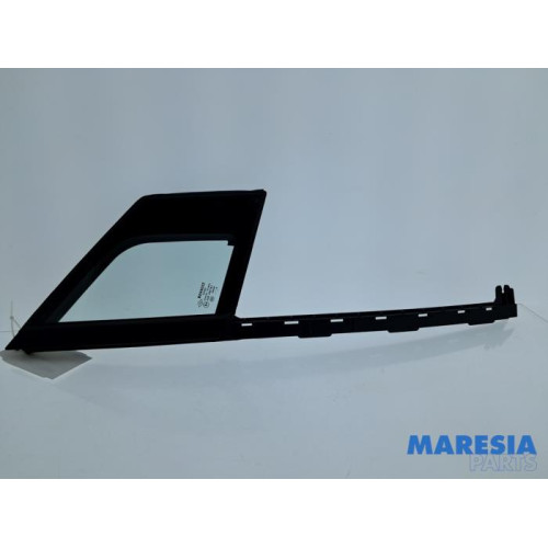 Renault - Captur - Driehoeks Ruit rechts-voor