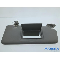 Renault - Captur - Sonnenblende