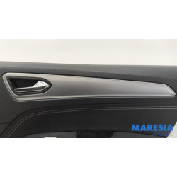 Renault - Arkana - Front door trim 4-door, right