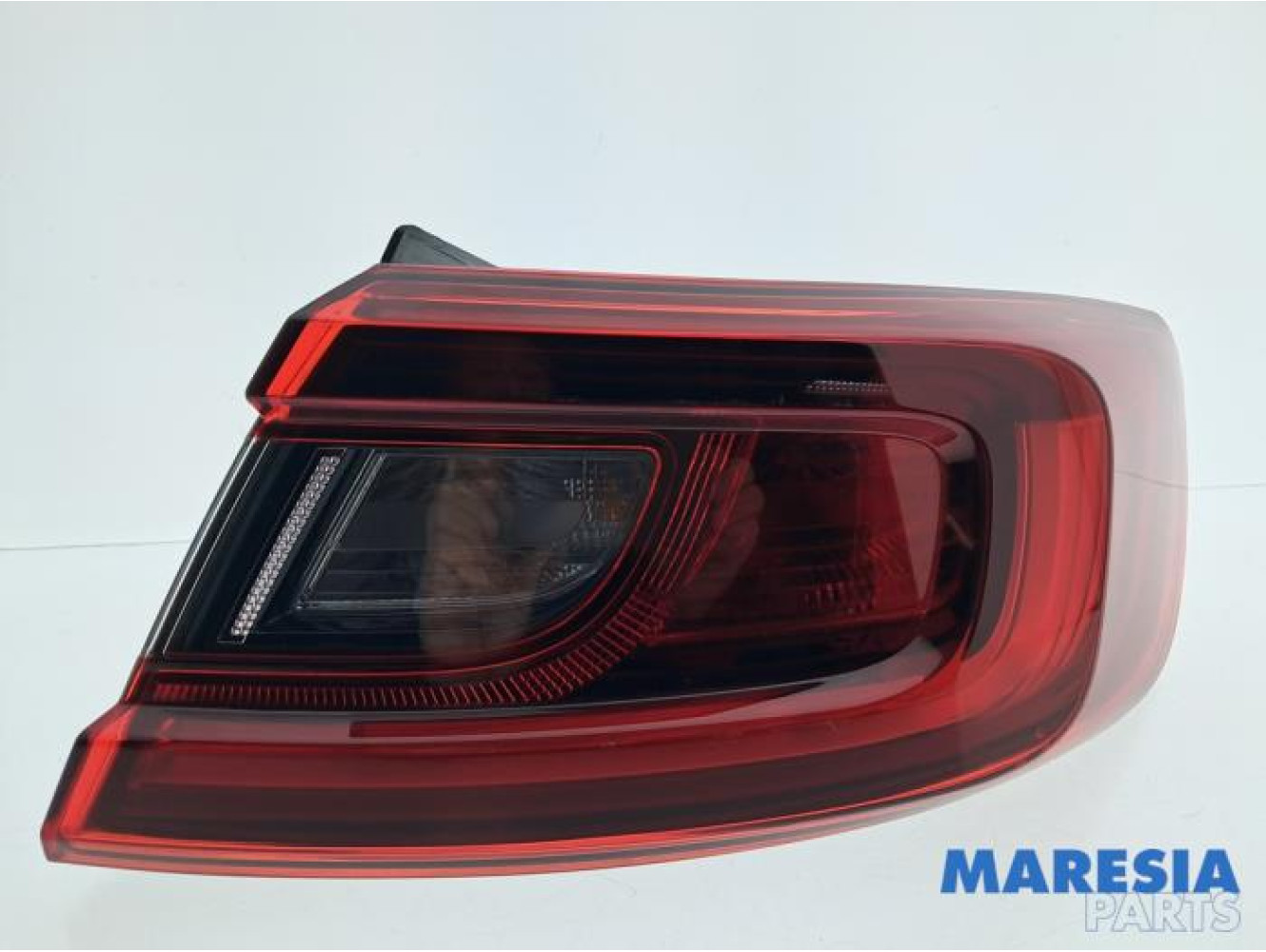 Renault - Arkana - Taillight, right