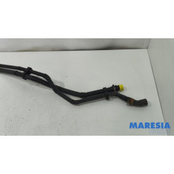 Renault - Twingo - Water pipe