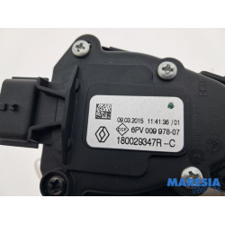 Renault - Captur - Gaspedal