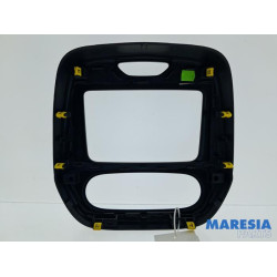 Renault - Captur - Radioblende