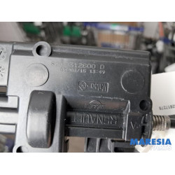 Renault - Captur - Tank flap lock motor