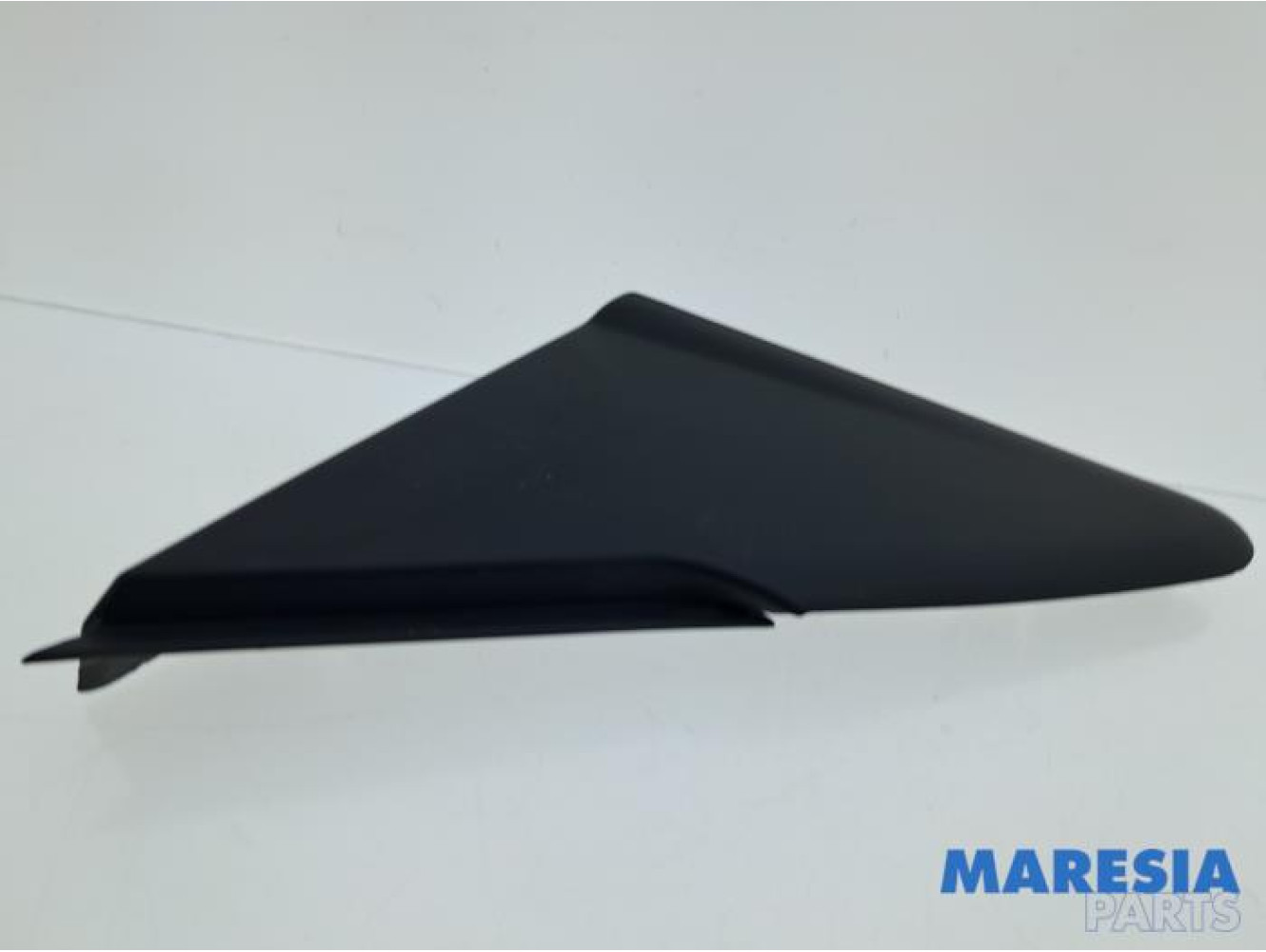 Renault - Captur - A-stijl Afdekkap links