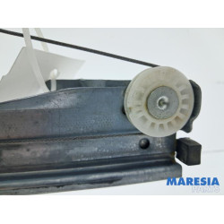 Renault - Captur - Ruitmechaniek 4Deurs links-achter