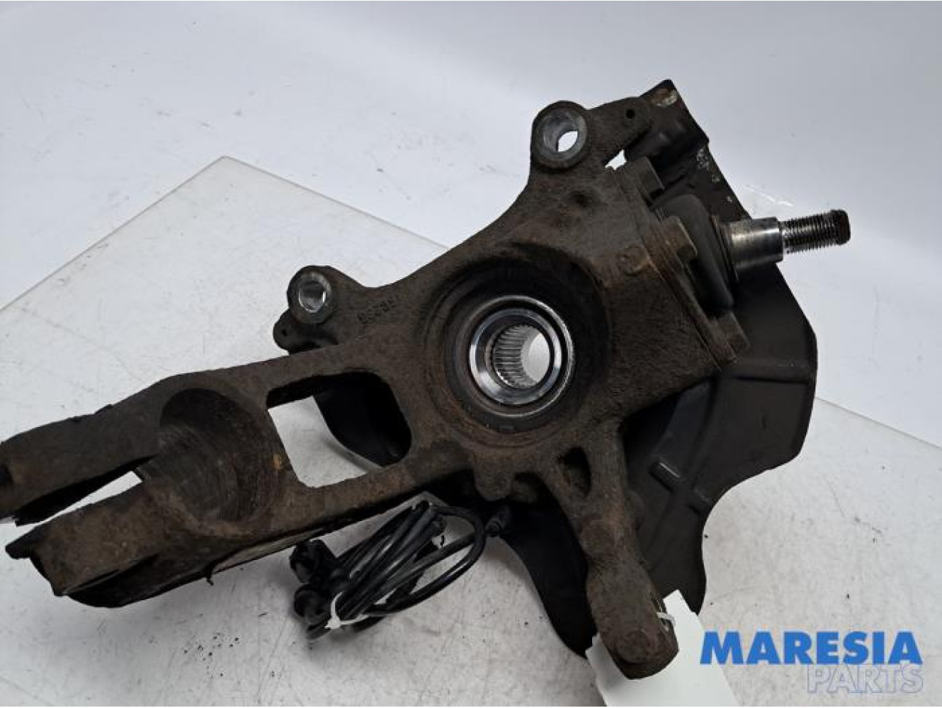 Peugeot - Boxer - Fusee links-voor