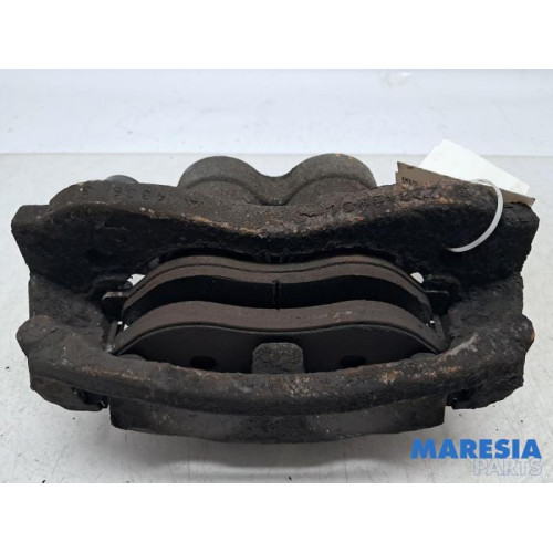 Peugeot - Boxer - Bremszange links vorne