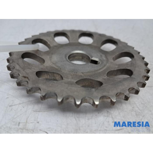 Peugeot - 107 - Camshaft sprocket
