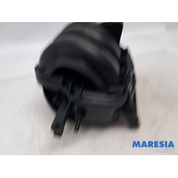 Peugeot - 107 - Ansaugbrugge