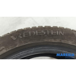 Renault - Twingo - Pneu