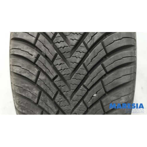 Renault - Twingo - Pneu