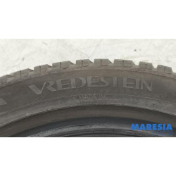 Renault - Twingo - Pneu