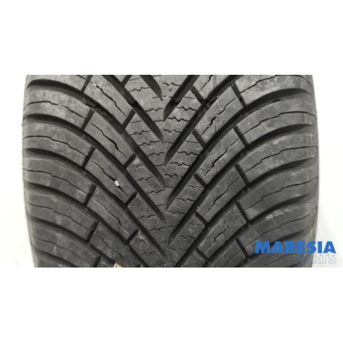 Peugeot - 308 - Tyre
