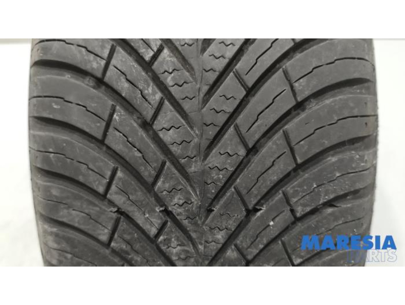 Peugeot - 308 - Pneu