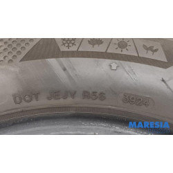 Renault - Captur - Reifen