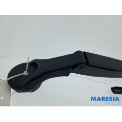 Citroen - C4 Grand Picasso - Front wiper arm