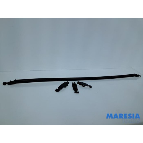 Citroen - C1 - Cabriodach Scharnier