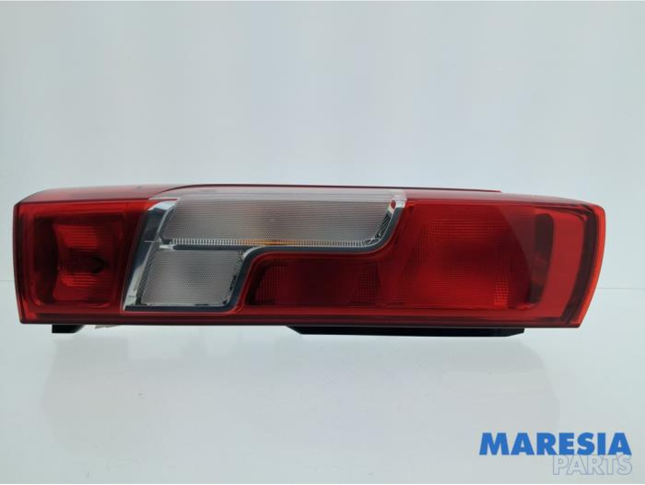 Peugeot - Boxer - Rücklicht links